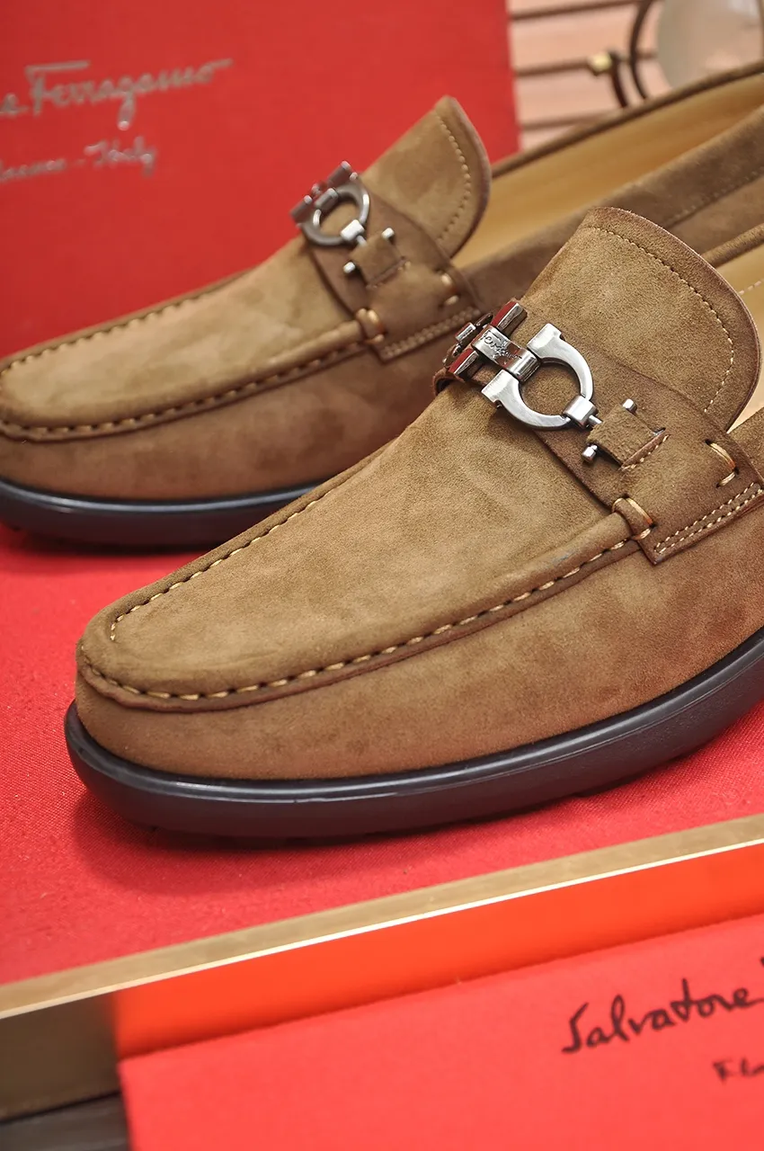 Men's shoes 💰560💶[Ferragamo/Ferragamu] (high-end Niuli) New 🍀 Ferragamo* - top version Ferragamo's classic formal leather shoes! Made of imported original cowhide, the inner top layer is comfortable cowhide lining! Original wear-resistant rubber outsole! High quality products! Code number 38-45 (45 customized)